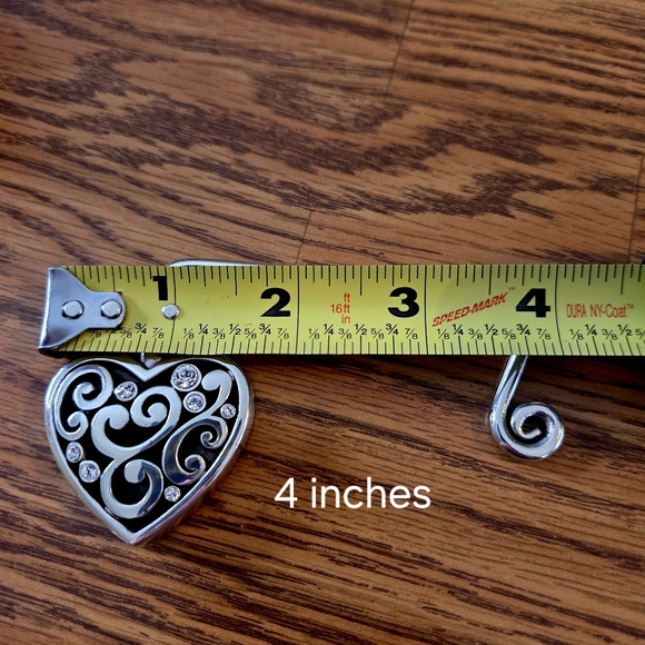 BRIGHTON "Contempo Heart" Silver And Crystal Handbag Table Hook EVERYDAY CHIC! - Picture 8 of 9